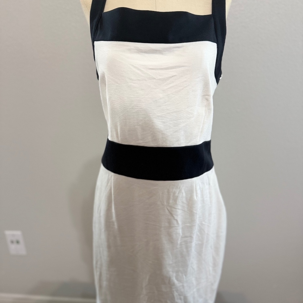 White  and black Banana republic dress